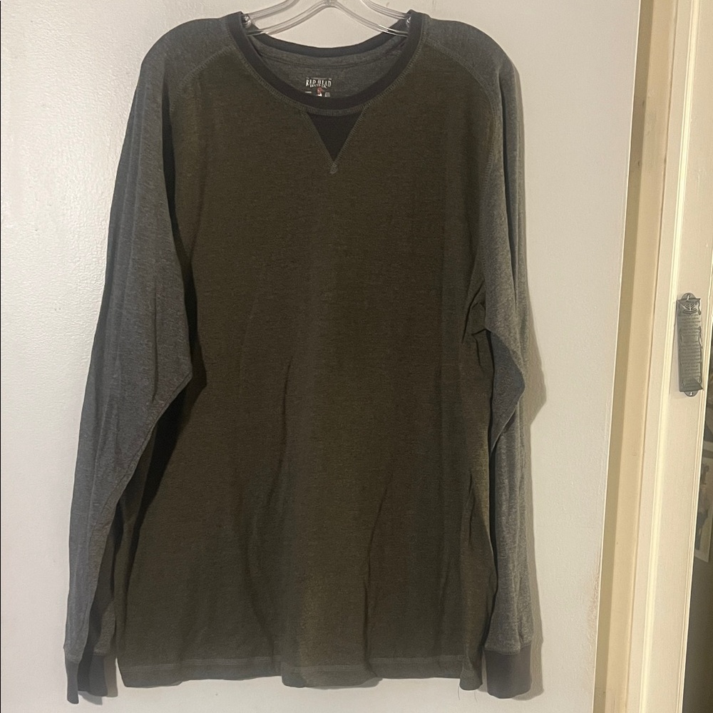 Red Head brand co gray/green raglan sleeve long sleeve tee